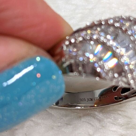 NWOT Sterling Silver and Cubic Zirconia Domed Cocktail Ring - Picture 11 of 14